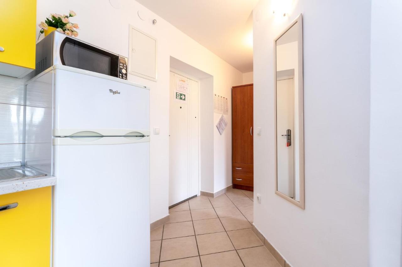 Apartments With A Parking Space Baska, Krk - 13907 Exterior photo